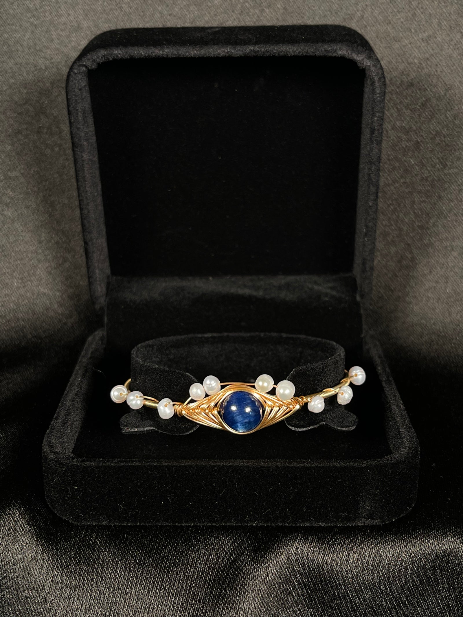 Blue Kyanite And Pearl Bracelet