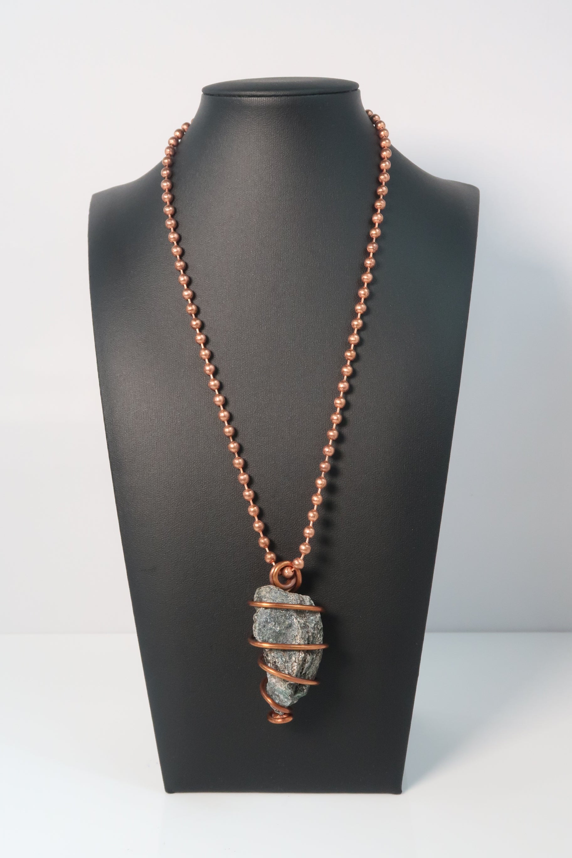 Raw Labradorite Copper Wrapped Crystal Chain Necklace